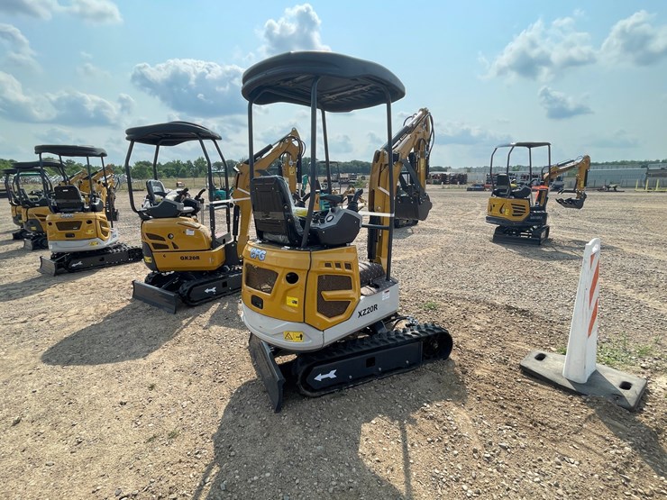 #5545-•-2025-xz20r-mini-excavator-image-3