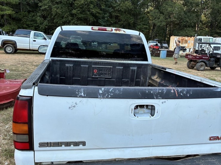 2006-gmc-sierra-1500-image-6