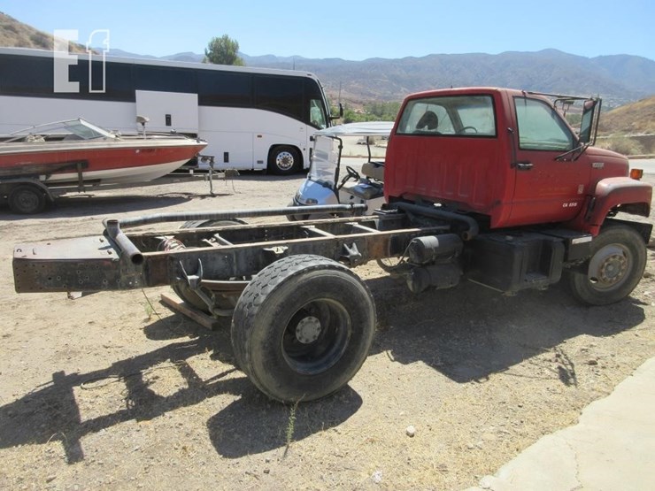 1990-chevrolet-kodiak-c7500-image-3