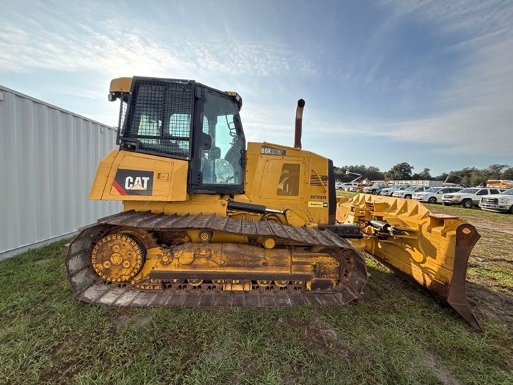 caterpillar-d6k-image-23