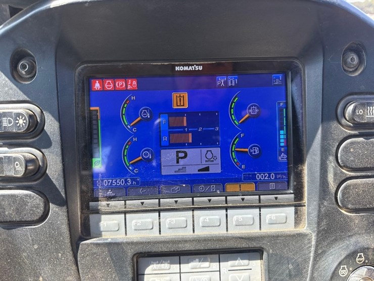 komatsu-d61pxi-image-23