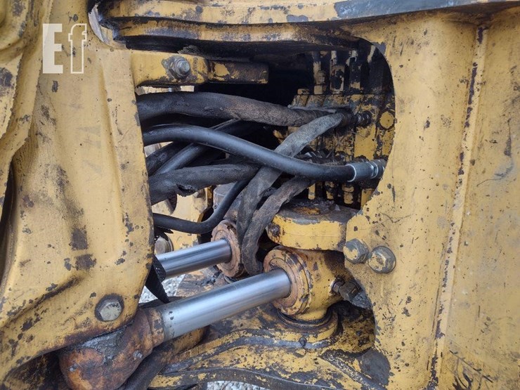 1995-deere-410d-image-31