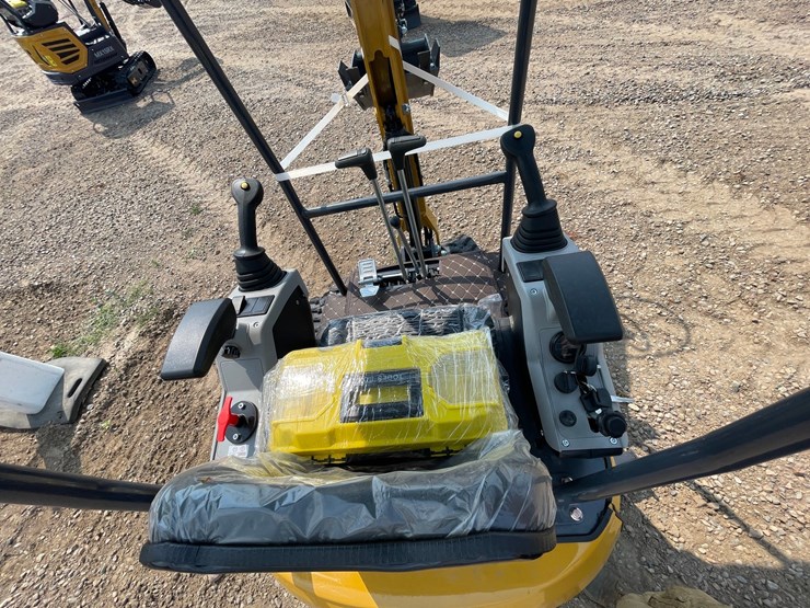 #5544-•-2027-xz20r-mini-excavator-image-8