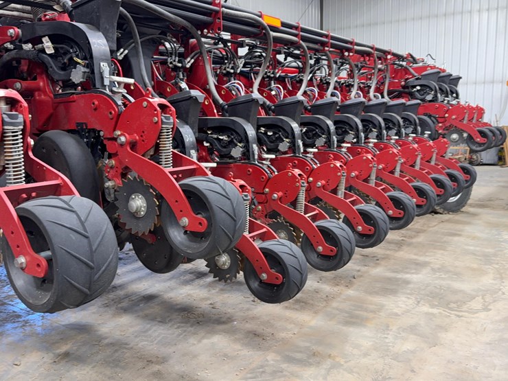 2022-case-ih-2160-image-4