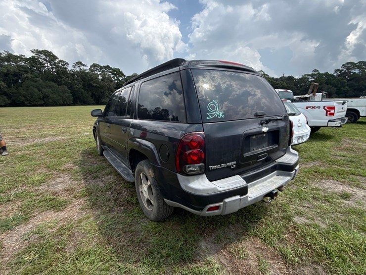 2006-chevrolet-trailblazer-image-3
