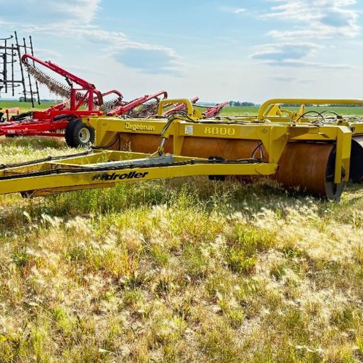 2012 DEGELMAN LR8064