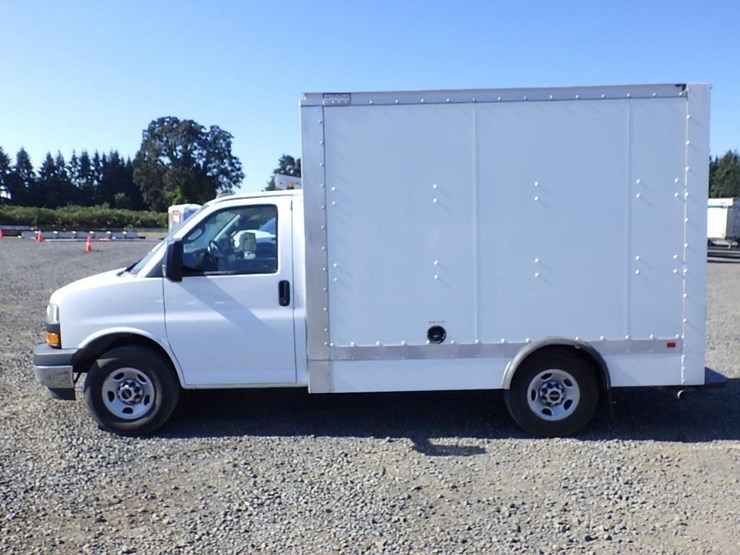 2023-gmc-3500-image-3