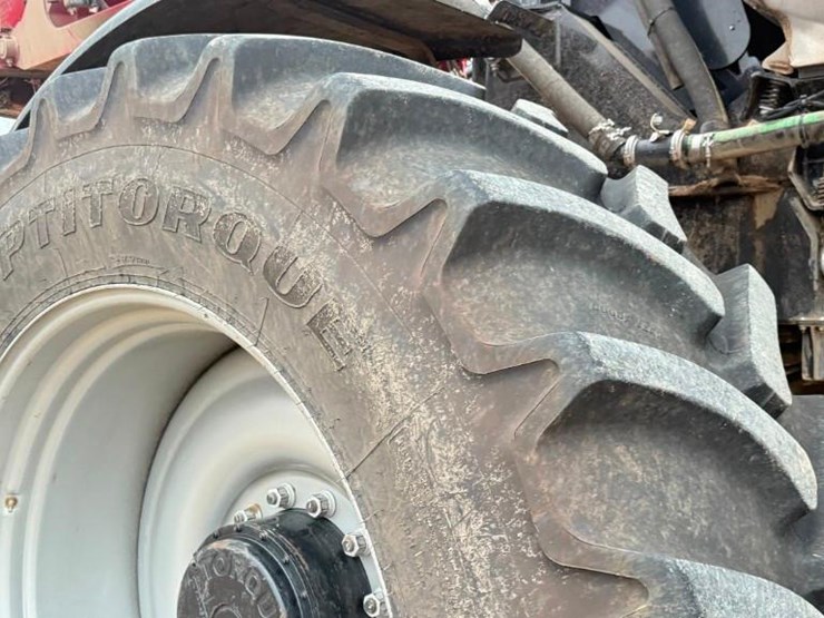 2024-case-ih-trident-5550-image-17