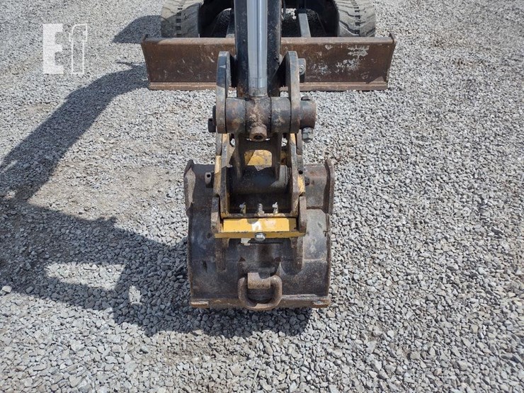 2021-deere-35g-image-23