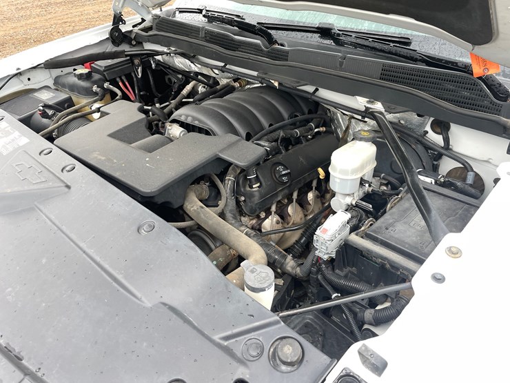 2015-chevrolet-1500-image-32