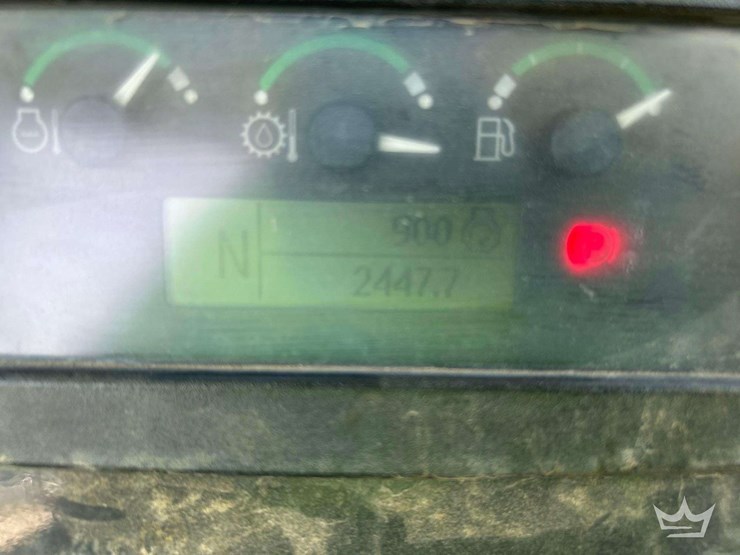 deere-410l-image-7