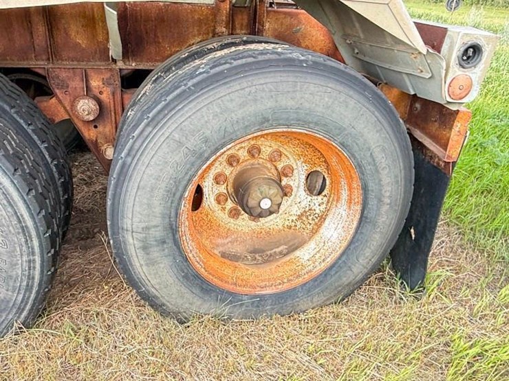 fruehauf-tanker-image-5