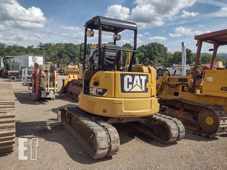 caterpillar-305e2-image-2