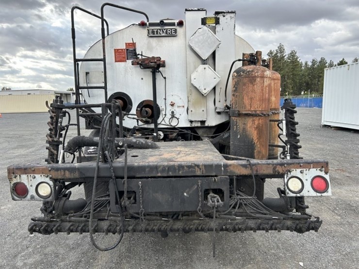 ford-l9000-image-27