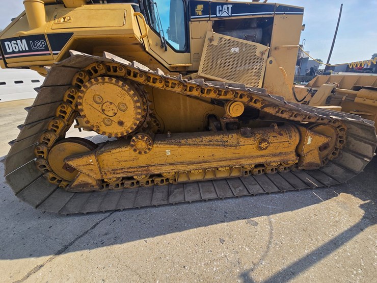 2002-caterpillar-d6m-lgp-image-50