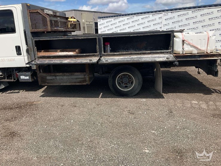 2009-utility-flatbed-image-29