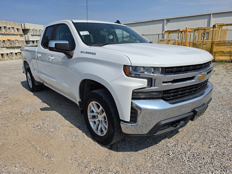 #25370-•-2019-chevrolet-silverado-pickup-truck-image-9