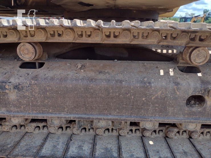 deere-270c-lc-image-29
