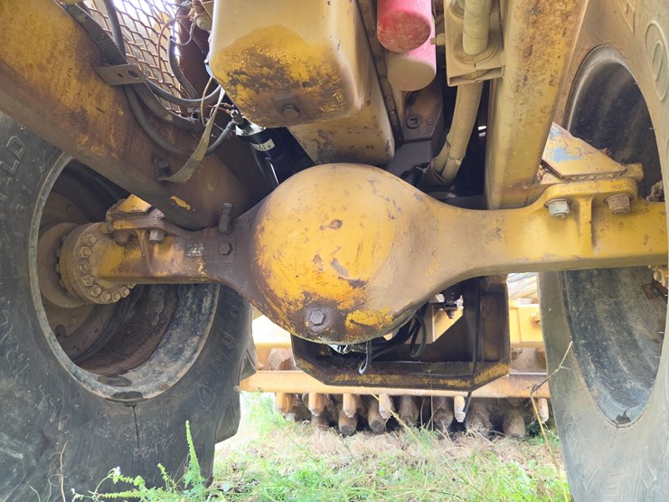 caterpillar-cp-553-image-37