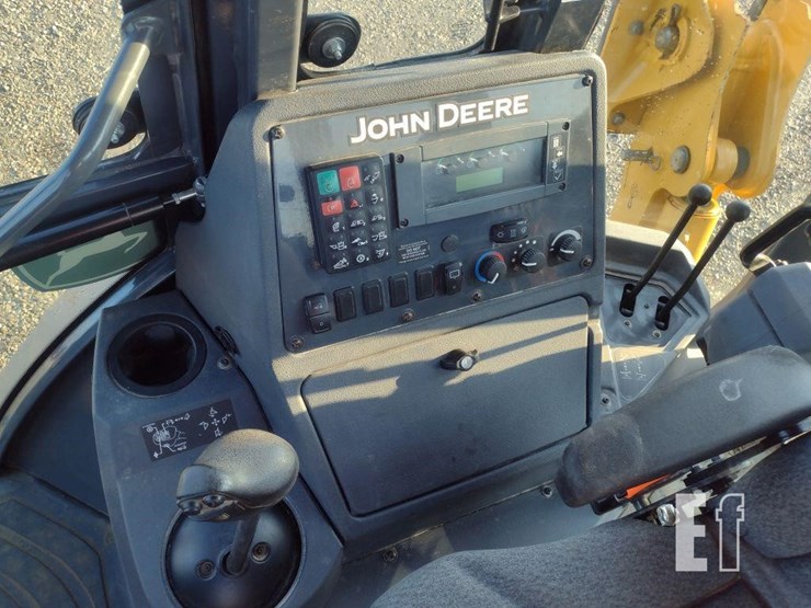 2021-deere-310sl-image-8