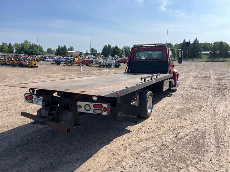 #1486-•-2005-international-flatbed-truck-(has-mn-title)-image-5