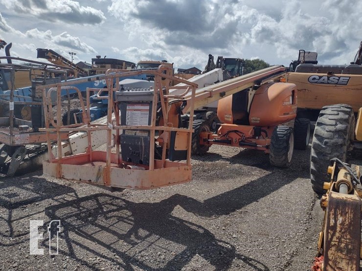 2005-jlg-600a-image-1