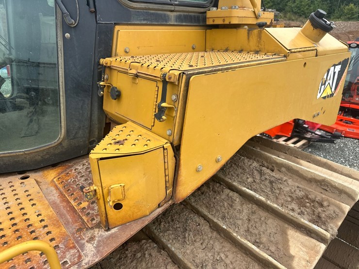 caterpillar-d6t-lgp-image-18