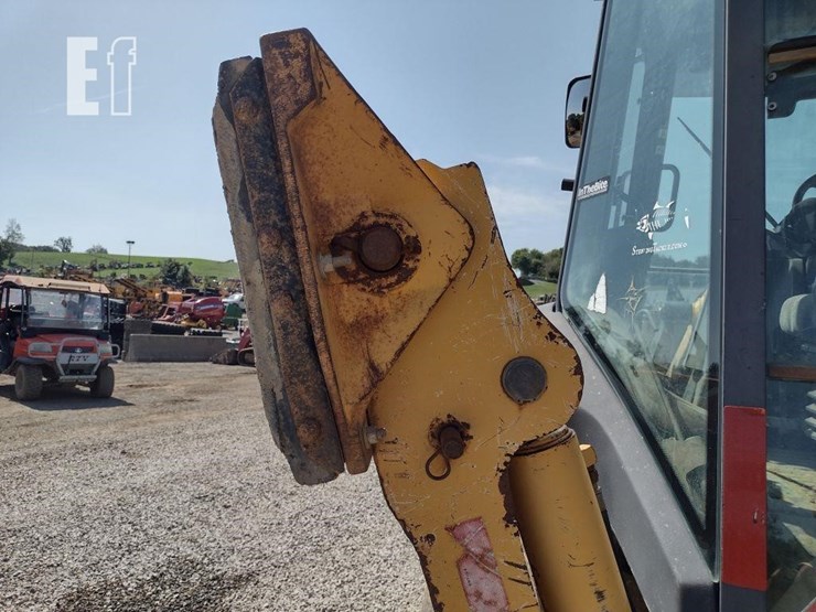2010-deere-310sj-image-26