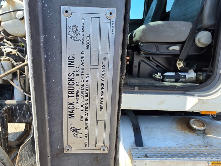 1997-mack-ch600-image-77