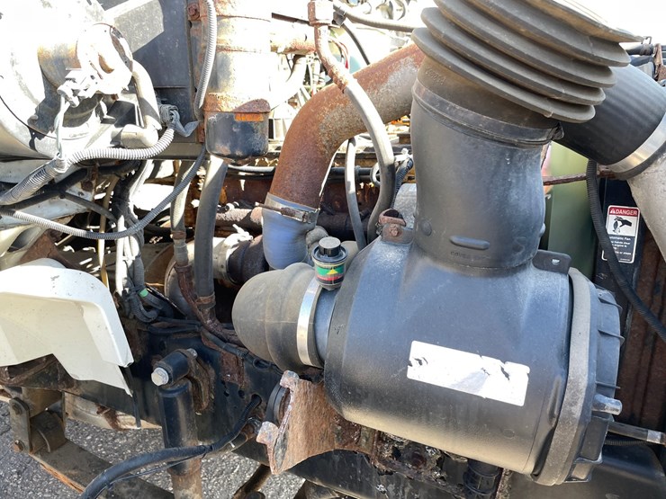 #1455-•-2003-sterling-salt-truck-(has-mn-title)-image-27