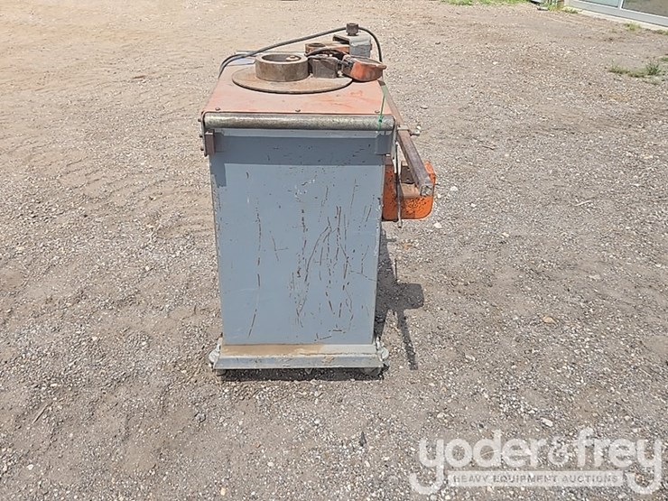 table-rebar-cutting-and-bending-equipment-image-6