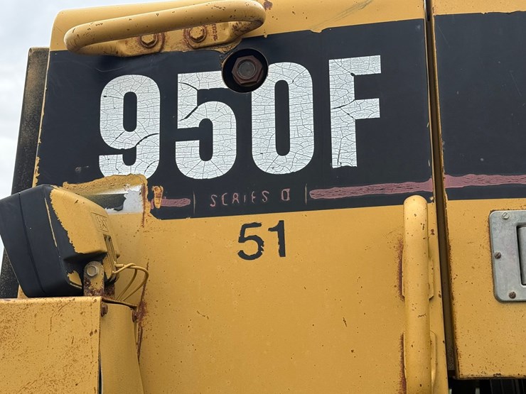 caterpillar-950f-image-24