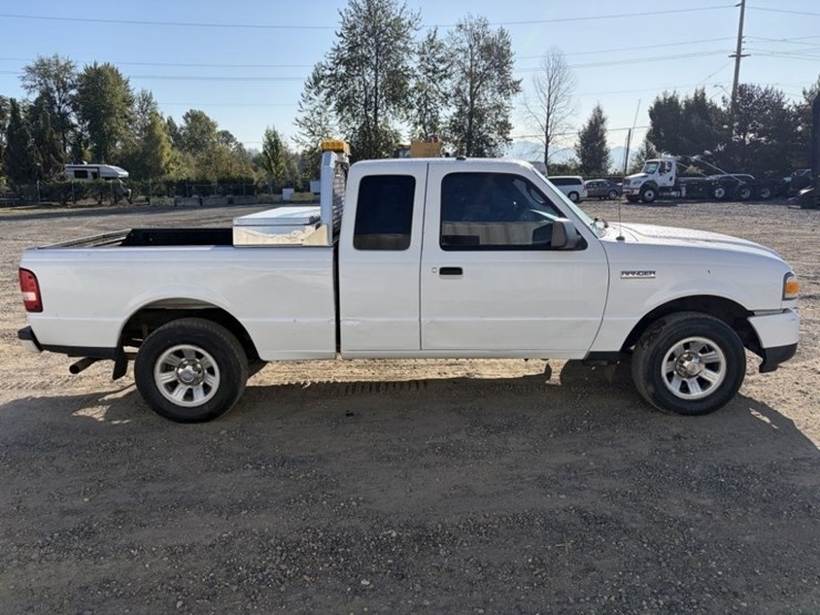 2010-ford-ranger-image-3