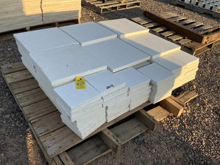 pallet-of-travertine-pavers-image-2