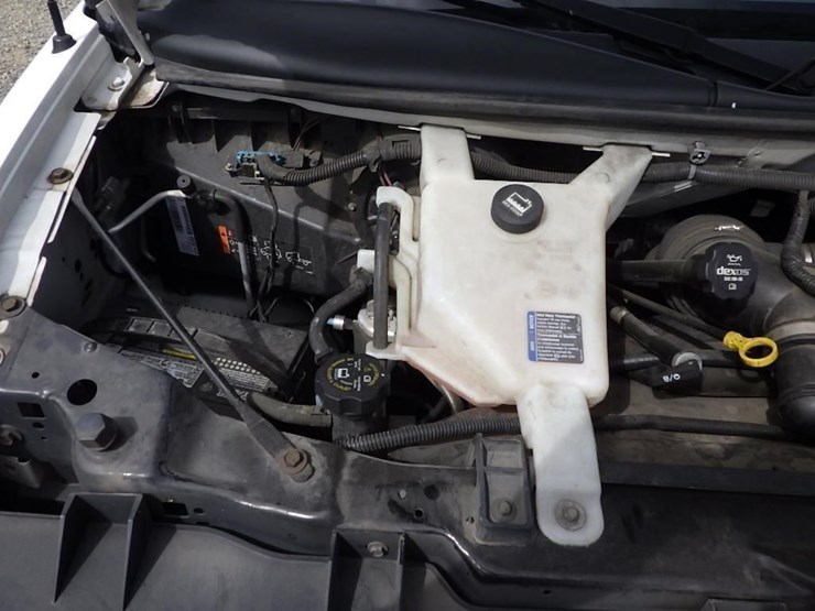 2017-utility-van-image-22