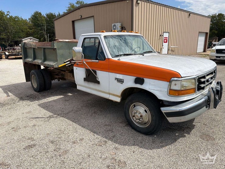 1996-ford-f350-image-26