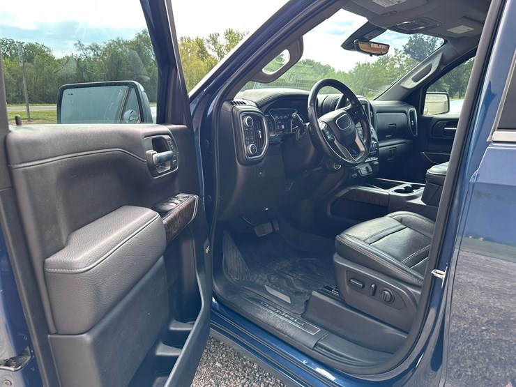 2019-gmc-1500-image-13
