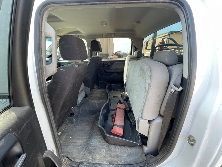 #1472-•-2019-gmc-sierra-pickup-truck-(has-mn-title)-image-36