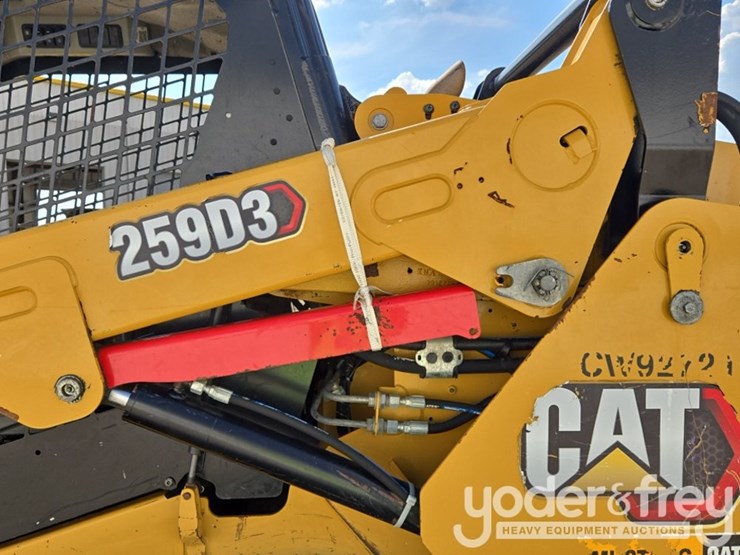 2023-caterpillar-259d3-image-23