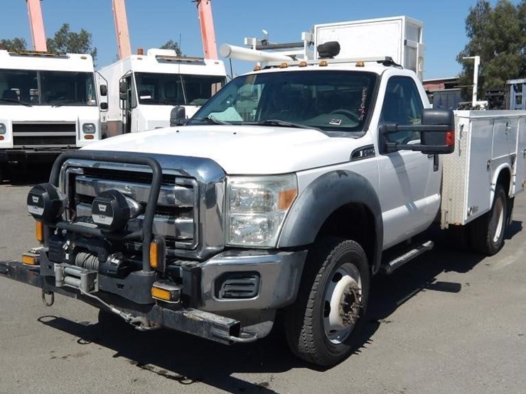 2012-ford-f450-image-1
