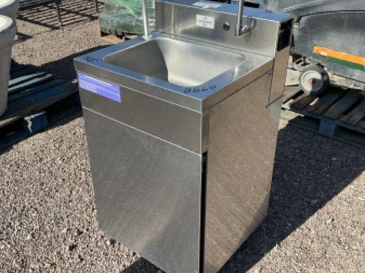 stainless-steel-hand-washing-sink-image-1