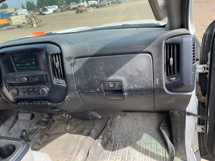 2019-chevrolet-2500-image-44