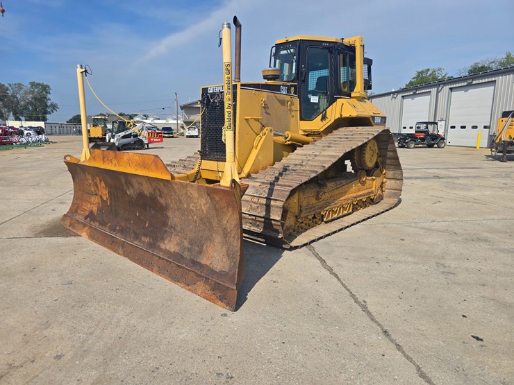2002-caterpillar-d6m-lgp-image-2