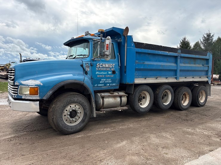 1995-ford-ltl9000-image-1