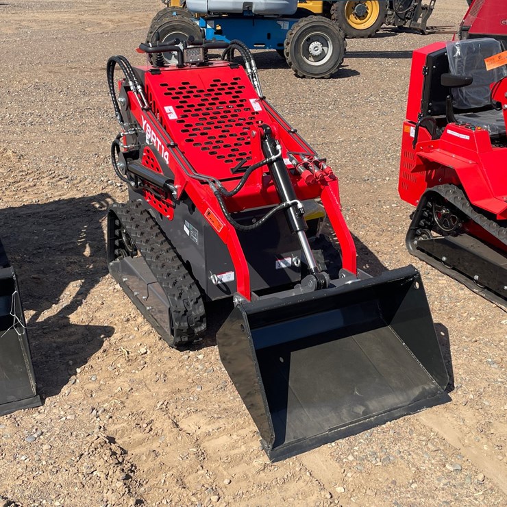 #5502 • 2026 AGT Skid Steer Loader