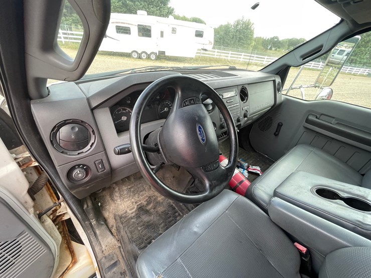 2015-ford-f650-image-37