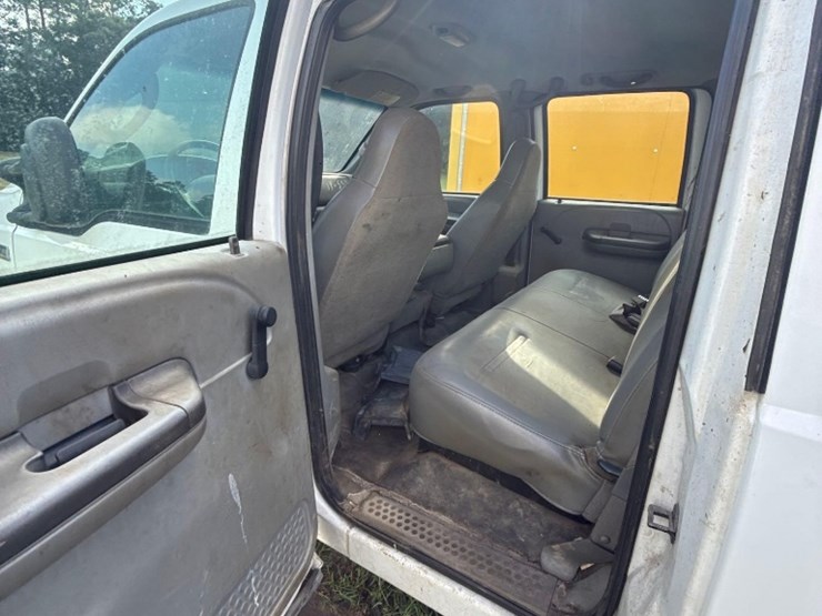2006-ford-f350-image-7