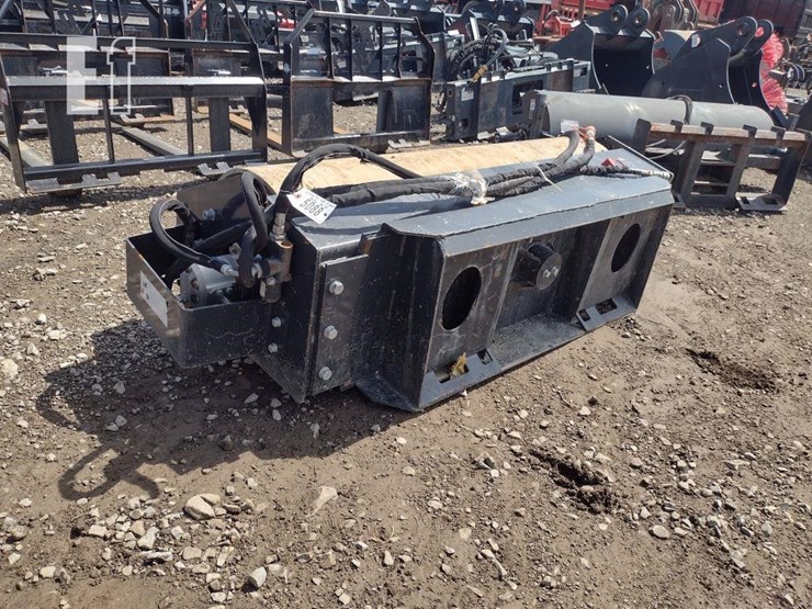 wolverine-vr-11-66w-roller-for-skid-loader-image-1