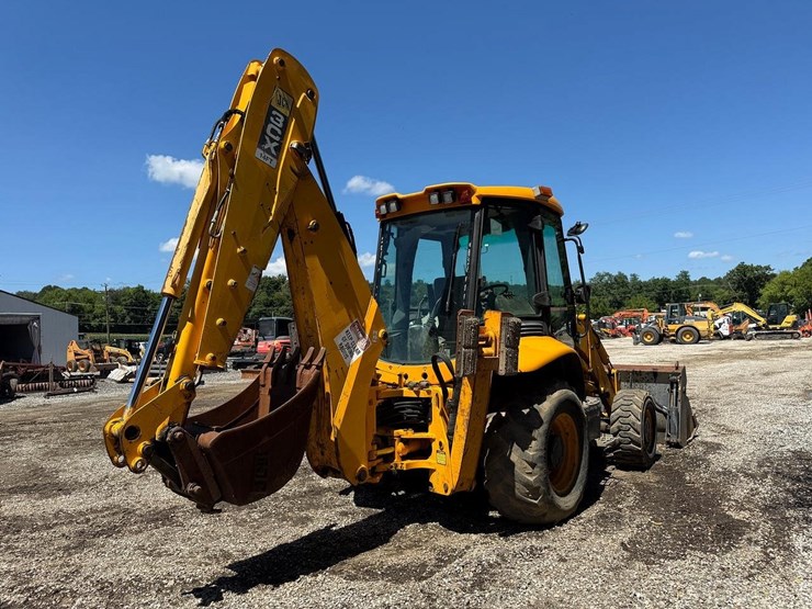 jcb-214-image-4