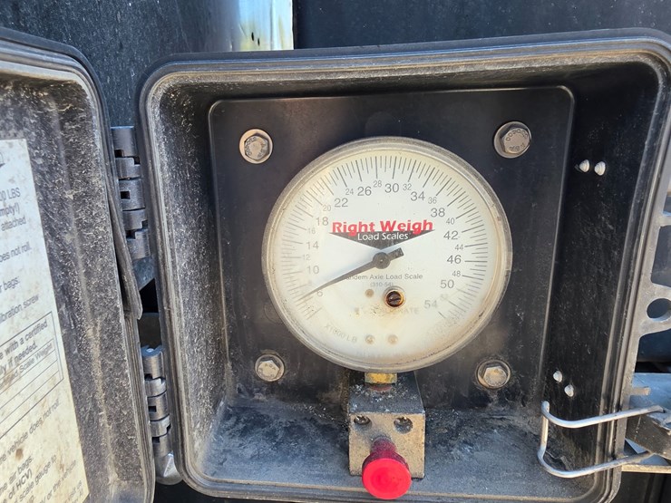 1992-peterbilt-379-image-104